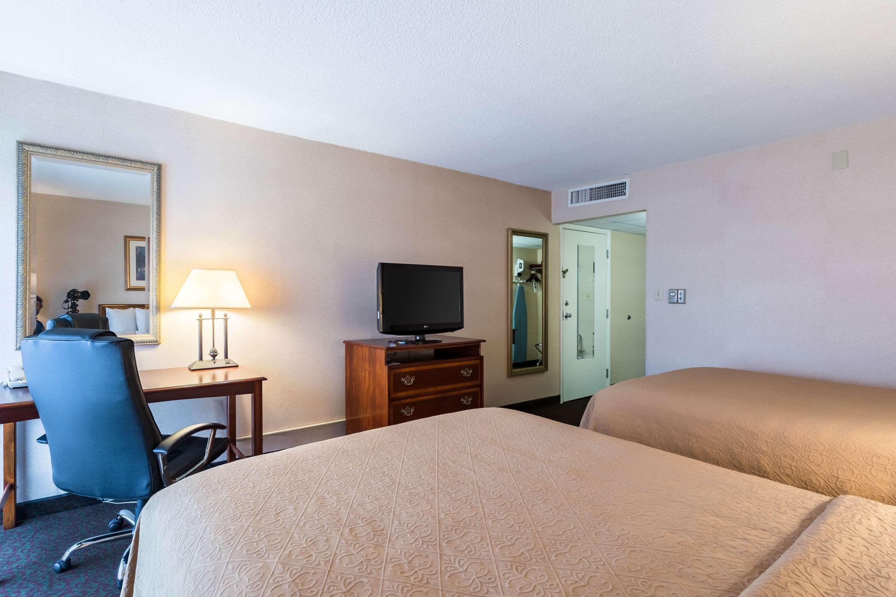 Quality Inn And Conference Center I-80 Grand Island Doniphan Exteriér fotografie