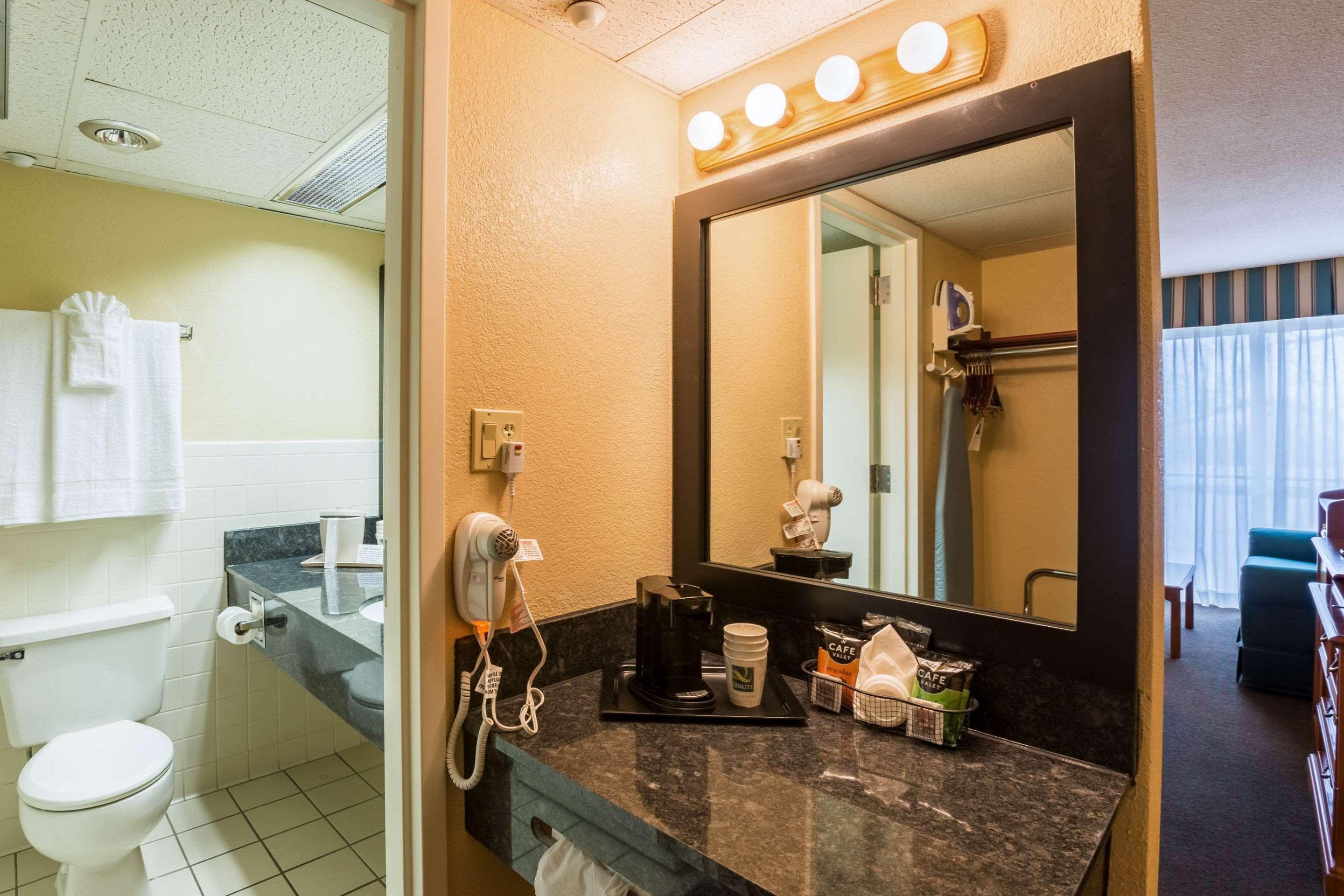 Quality Inn And Conference Center I-80 Grand Island Doniphan Exteriér fotografie