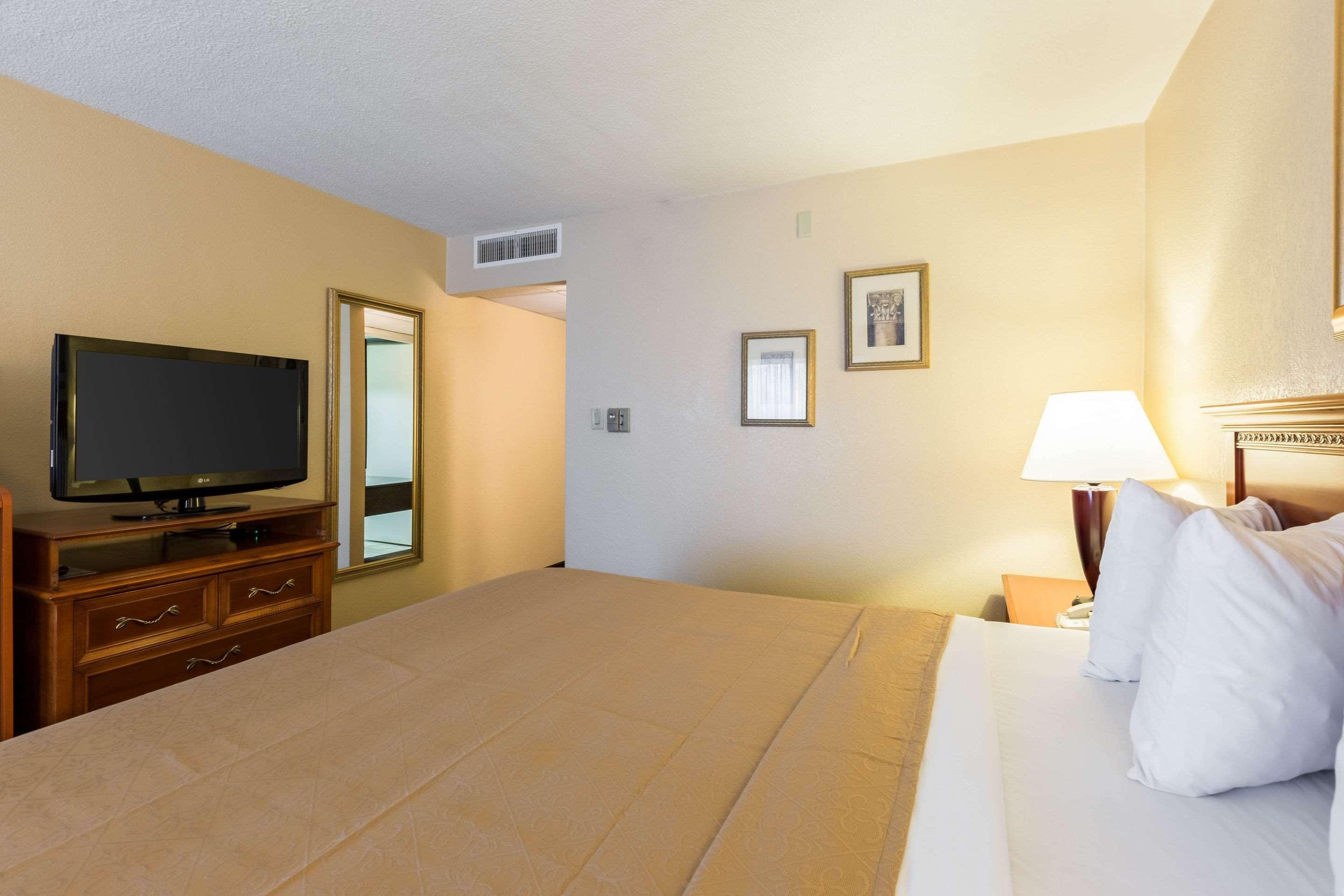 Quality Inn And Conference Center I-80 Grand Island Doniphan Exteriér fotografie