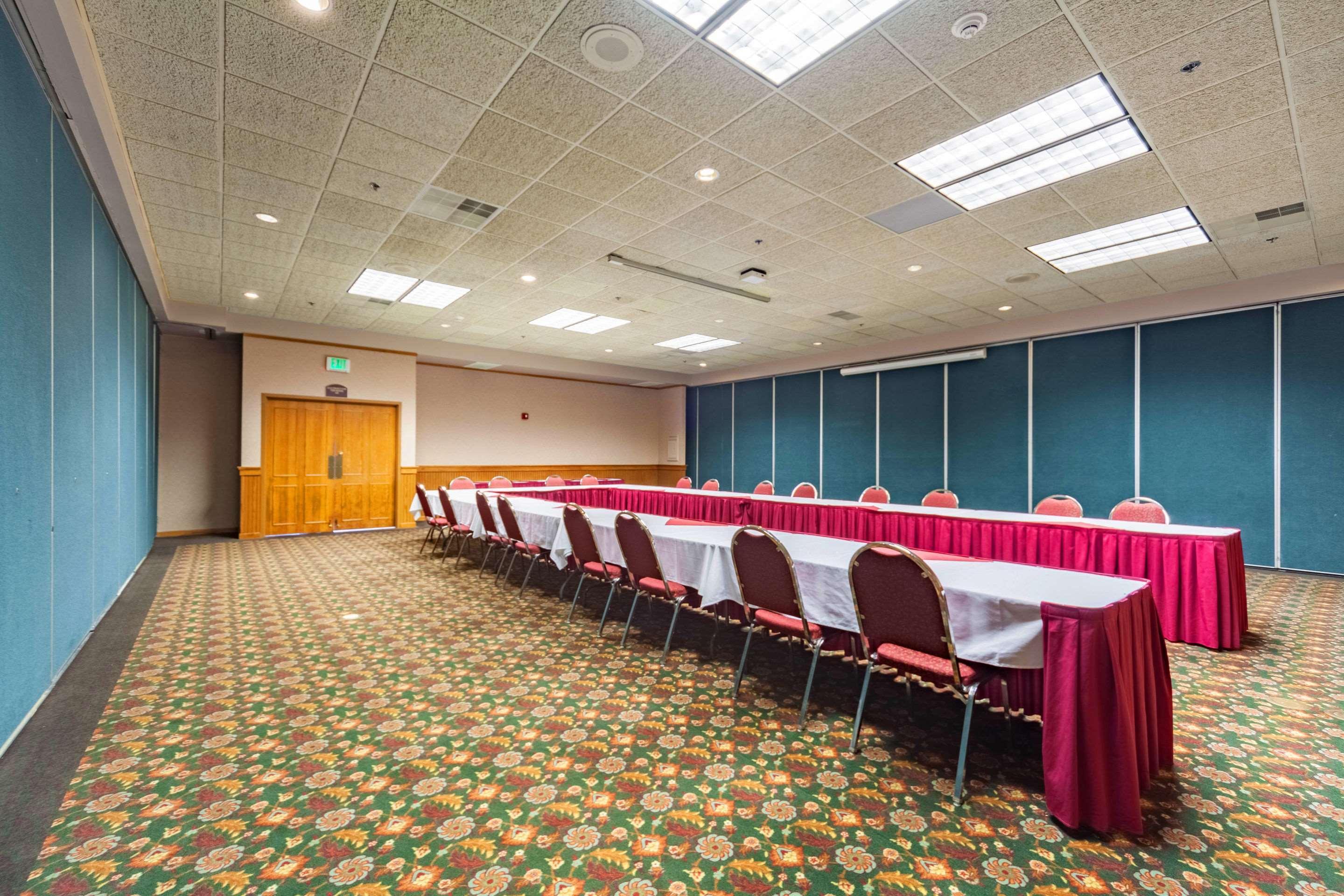 Quality Inn And Conference Center I-80 Grand Island Doniphan Exteriér fotografie
